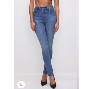 Like New! Good American Pull-On High-Rise Skinny Jeans